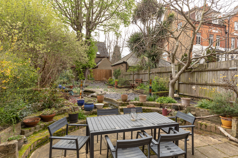 Adelaide Avenue, Brockley , Lewisham SE4 Freehold terraced house for