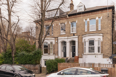 Waldenshaw Road, Forest Hill