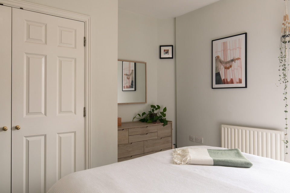 Kelly Avenue, Peckham , Southwark SE15 Leasehold purpose built