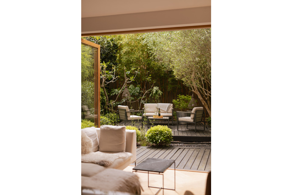 Grove Park, Camberwell, Southwark SE5 Share of Freehold conversion