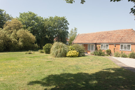 The Bungalow, St Oswalds, New Street, Sandwich