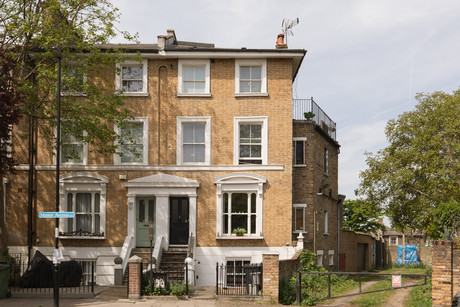 Manor Avenue, Brockley