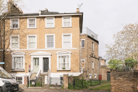 Manor Avenue, Brockley